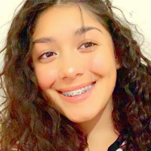 Meet your Posher, Adamarys